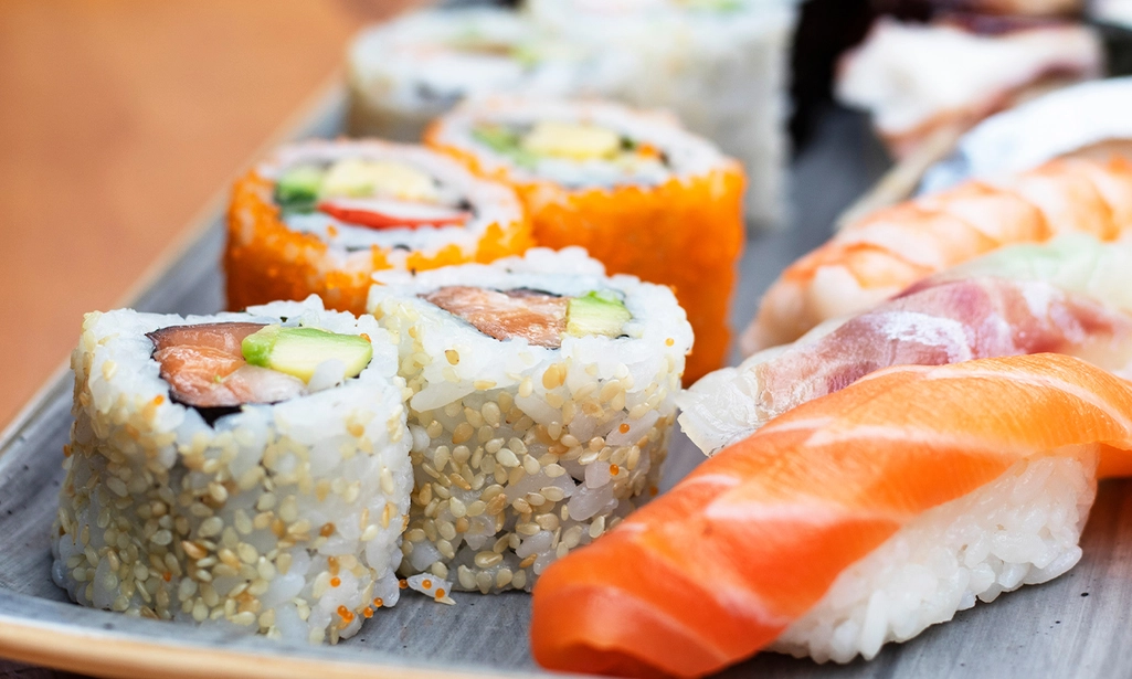 Sushibox naar keuze bij 't Stationneke
